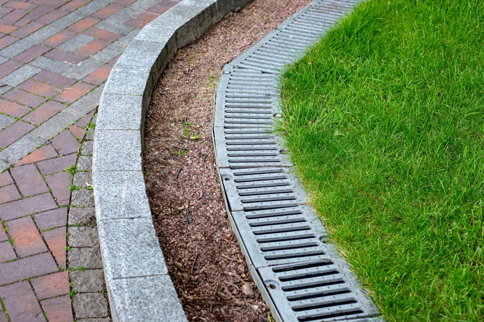 A landscape drainage service in Simpsonville, KY, ensuring effective water management to enhance the health and appearance of residential properties.